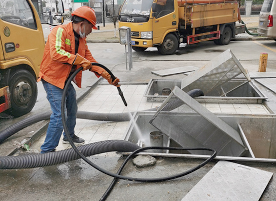 峪泉镇隔油池清理